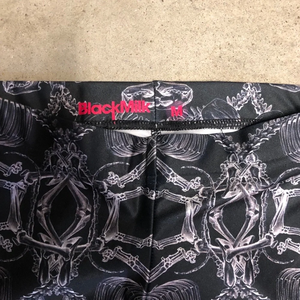 Blackmilk Black and White Patterned Leggings - Picture 3 of 5